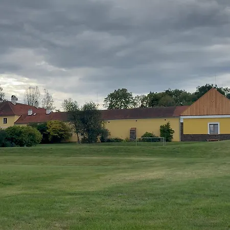 Statek Zahradka 3*